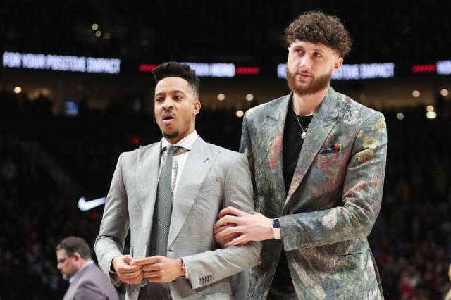 世界杯官方app下载中心-【观察】撕裂之城再遭诅咒 开拓者能否渡过难关？