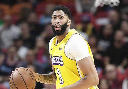 世界杯手机观看-沃格尔：缩减轮换的决定很难 戴维斯休息时间太少