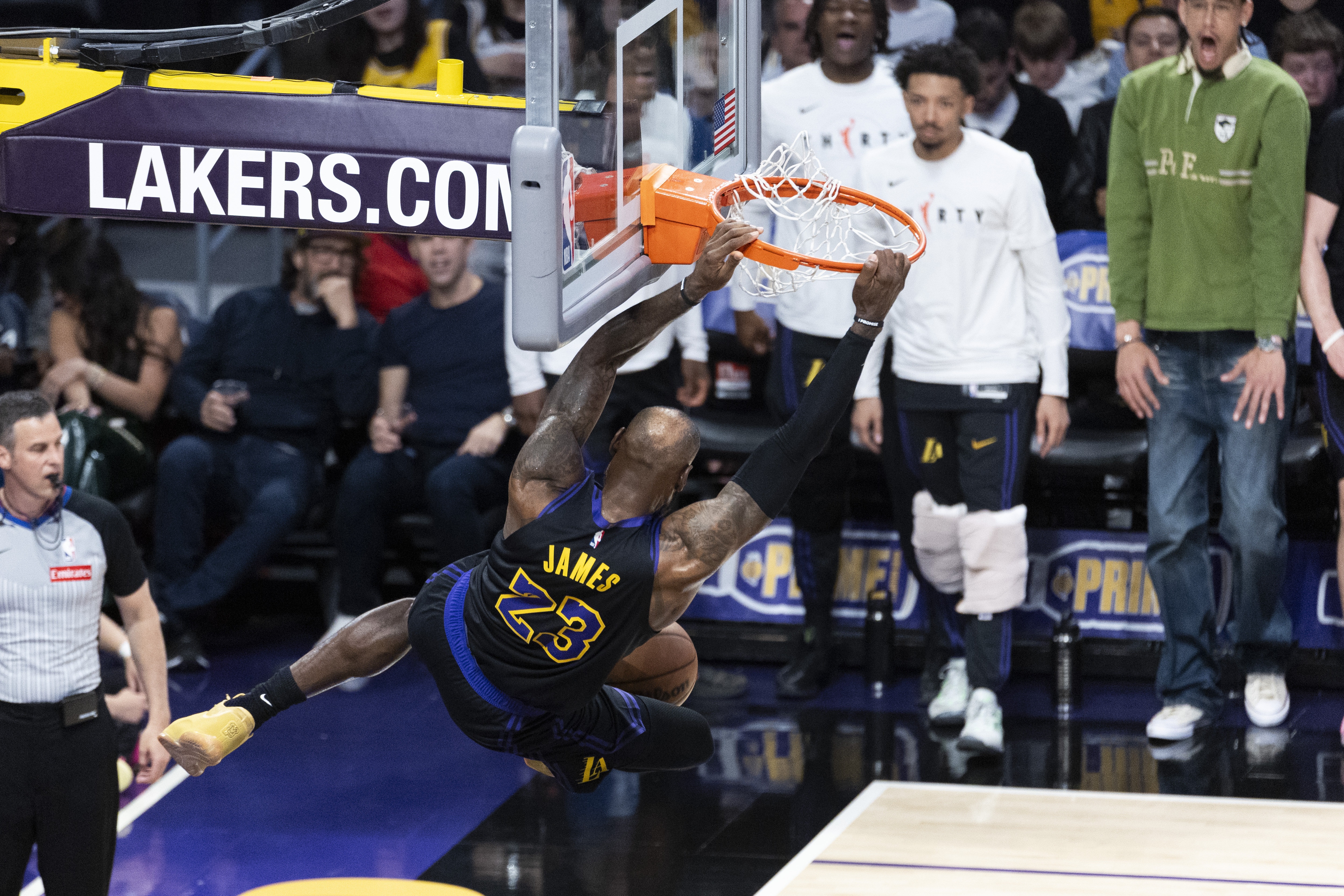 世界杯直播软件-53胜29负！詹姆斯取得湖人生涯单赛季最高胜场